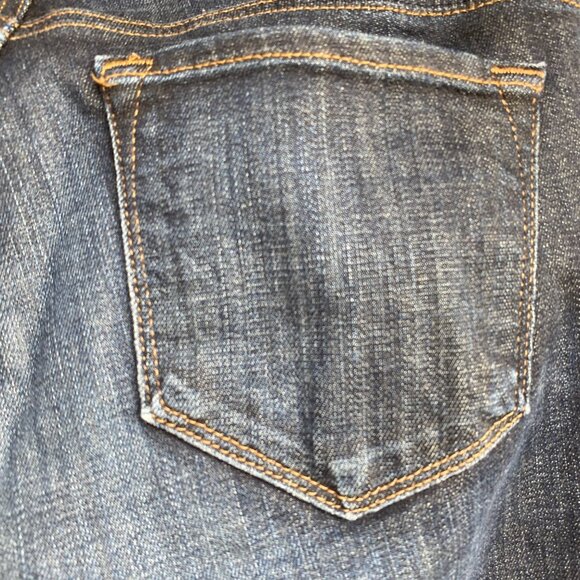 J Brand Enchanted Skinny Jeans Size 26 Dark Wash Mid Rise Tapered Leg 8110212 - Picture 12 of 13